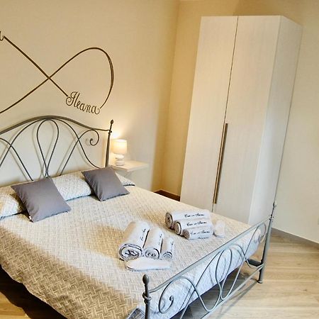 ヴェローナCasa Ileanaアパートメント エクステリア 写真