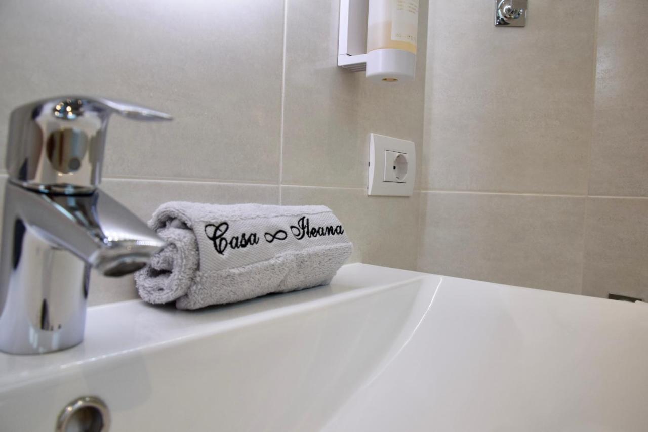 ヴェローナCasa Ileanaアパートメント エクステリア 写真